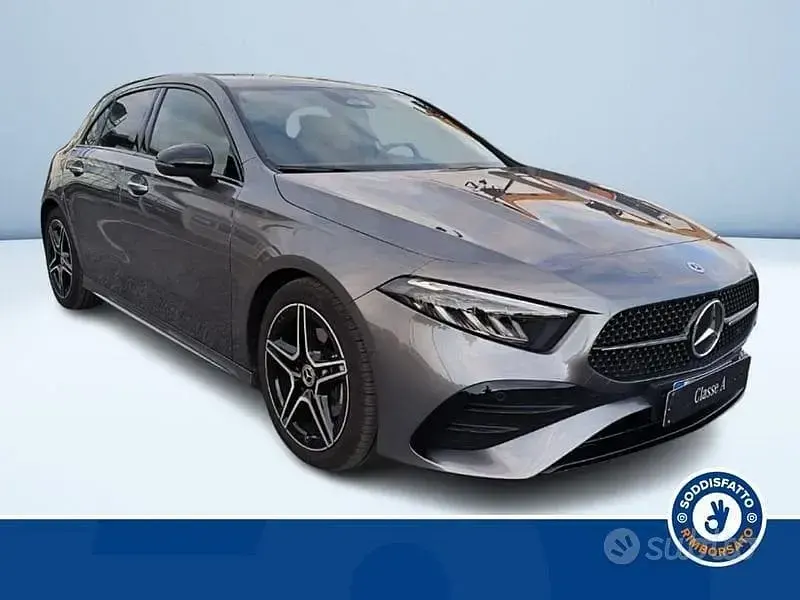 Usata Mercedes A180 Advanced Plus 115 CV (84 kW) 2025 Grigio Berlina