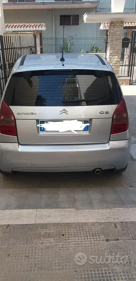 Usata Citroën C2 Exclusive 68 CV (50 kW) 2006 Grigio Utilitaria