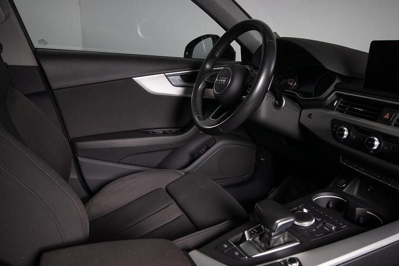 Usata Audi A4 Sport 204 CV (150 kW) 2019 Nero Station wagon