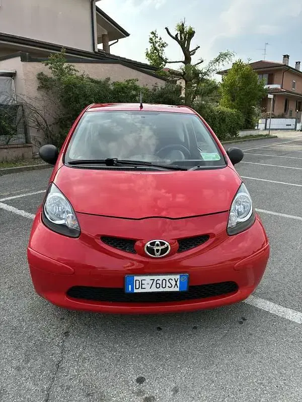 Usata Toyota Aygo 68 CV (50 kW) 2007 Utilitaria