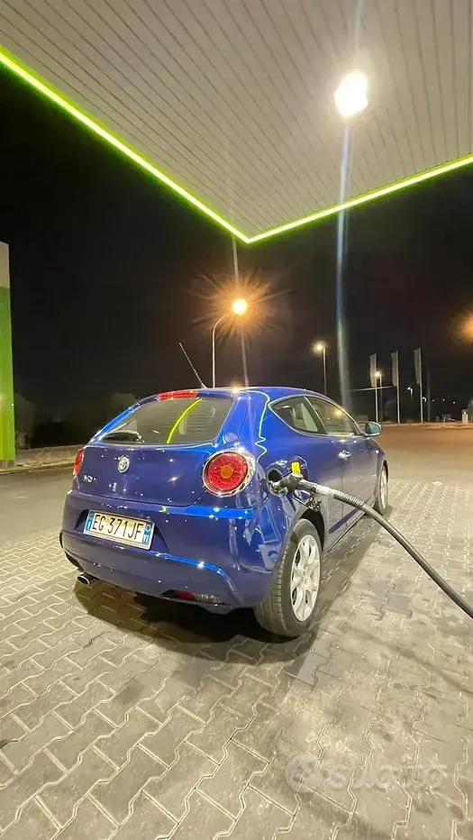 Usata Alfa Romeo MiTo 95 CV (69 kW) 2011 Blu Utilitaria
