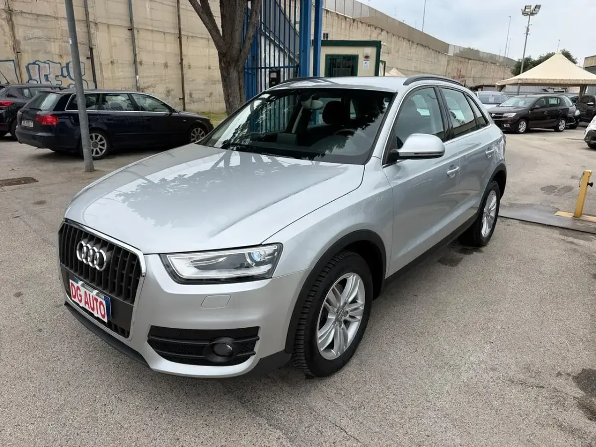 Usata Audi Q3 140 CV (102 kW) 2012 Argento SUV
