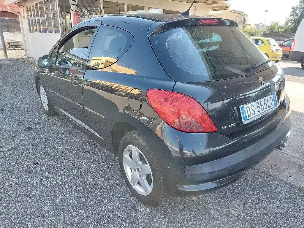 Usata Peugeot 207 95 CV (69 kW) 2008 Grigio Utilitaria