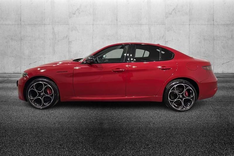 Usata Alfa Romeo Giulia Competizione 280 CV (205 kW) 2023 Rosso Berlina