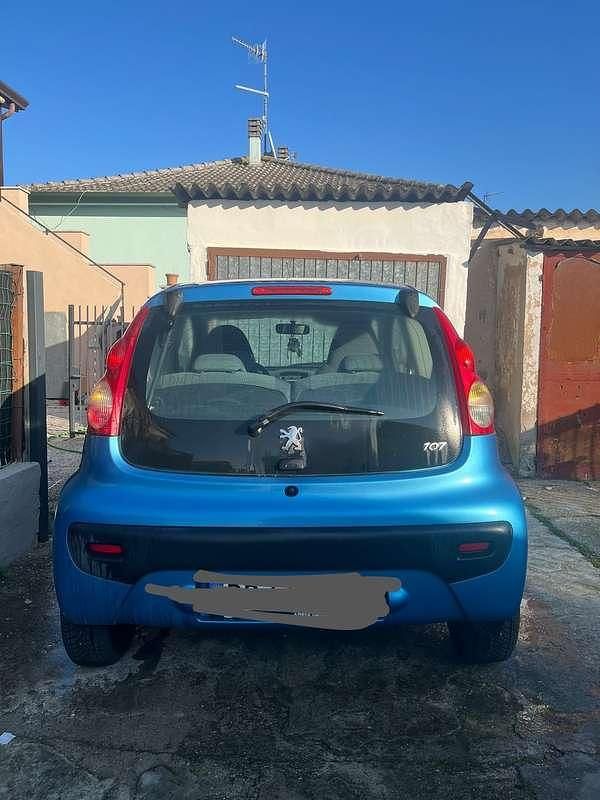 Usata Peugeot 107 68 CV (50 kW) 2008 Utilitaria