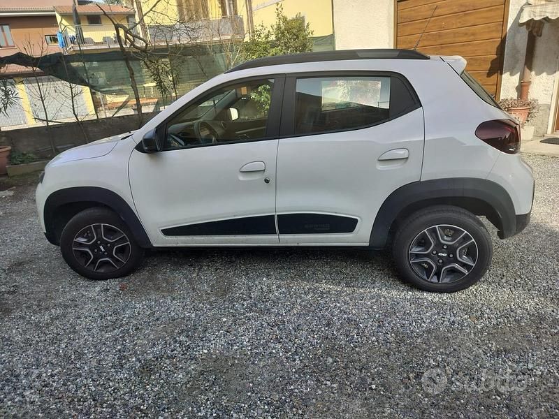 Usata Dacia Spring 47 kW (65 CV) 2023 Bianco Utilitaria