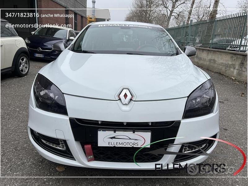 Usata Renault Mégane III 180 CV (132 kW) 2012 Bianco Coupé