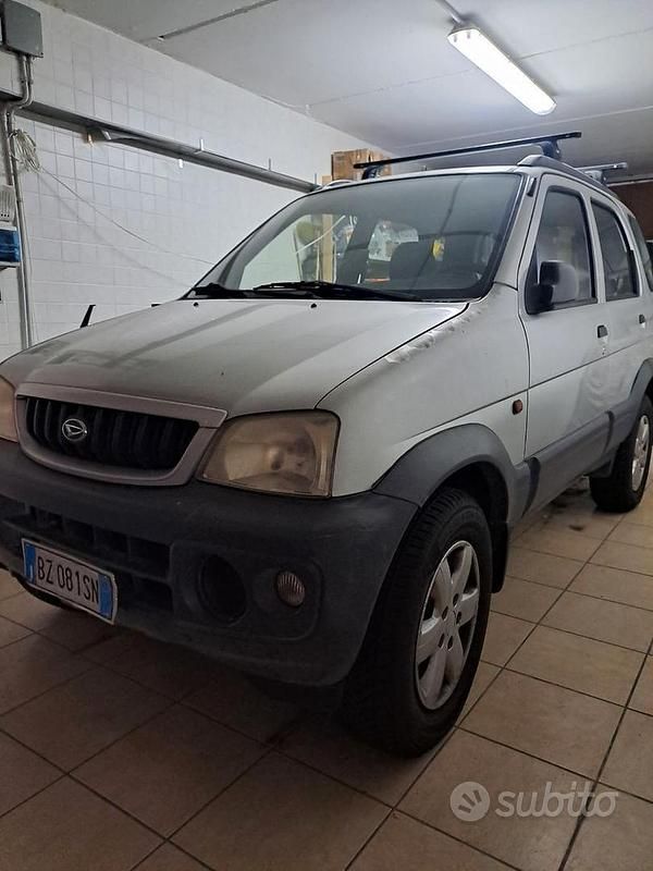 Usata Daihatsu Terios 2004 Grigio SUV