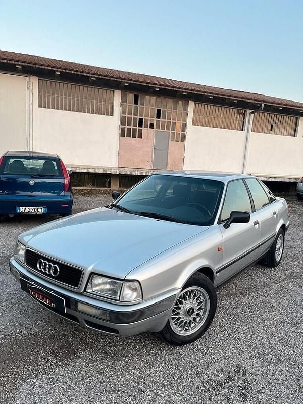 Usata Audi 80 115 CV (84 kW) 1994 Grigio Berlina