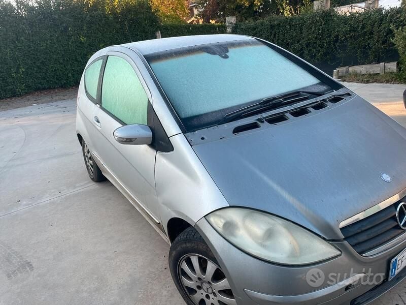 Usata 2004 Mercedes A180 Coupé | 500 € (Super prezzo) - Immagine 1/3