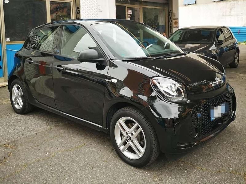 Usata Smart ForFour Electric Drive Pure 60 kW (82 CV) 2020 Nero Utilitaria