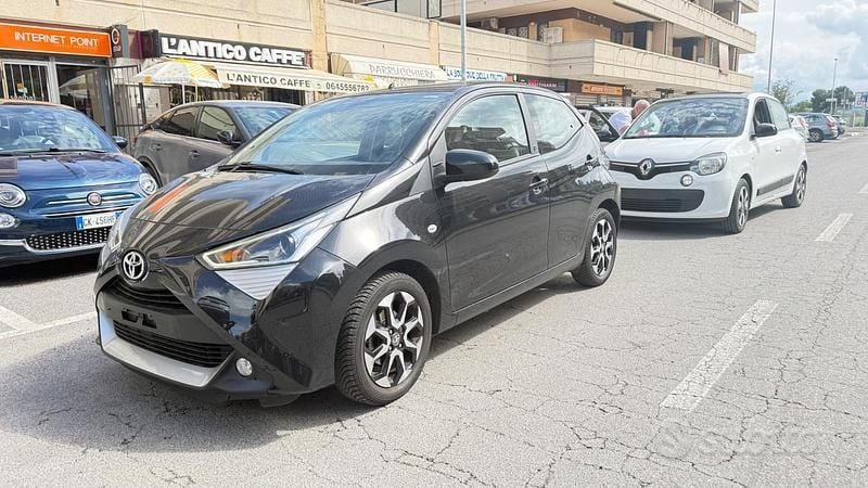 Brugt Toyota Aygo Connect Style 72 HK (52 kW) 2021 Sort Hatchback