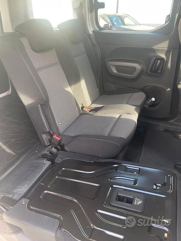 Usata Toyota Proace City City 67 CV (49 kW) 2023 Bianco Monovolume