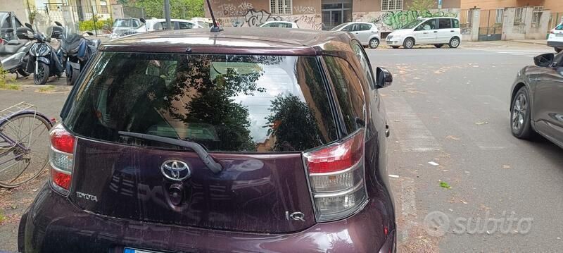 Usata Toyota iQ 90 CV (66 kW) 2009 Utilitaria