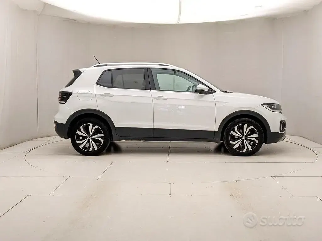 Usata VW T-Cross Advance 110 CV (80 kW) 2021 Bianco SUV