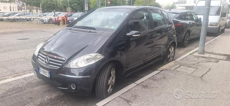 Usata Mercedes A180 109 CV (80 kW) 2005 Nero Utilitaria
