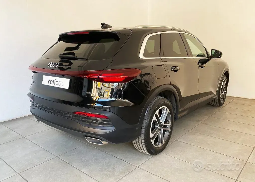 Begagnad Audi Q5 S-Line 204 HK (150 kW) 2025 Svart SUV