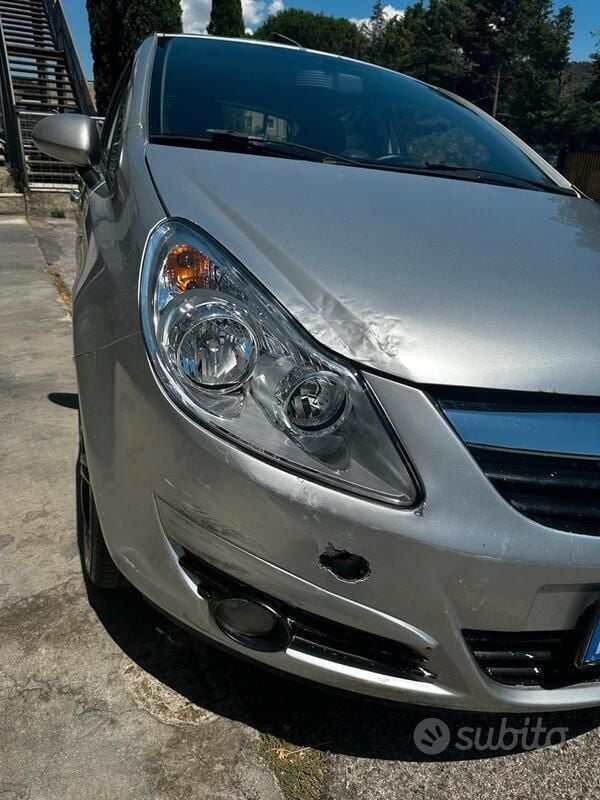 Usata Opel Corsa 75 CV (55 kW) 2008 Grigio Utilitaria