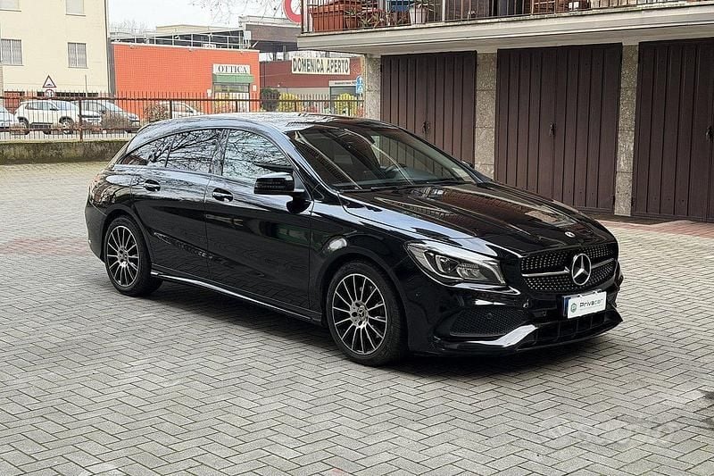 Usata Mercedes CLA220 Premium 177 CV (130 kW) 2018 Nero Berlina
