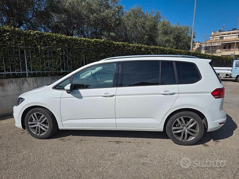 Usata VW Touran Comfortline 116 CV (85 kW) 2018 Bianco Monovolume