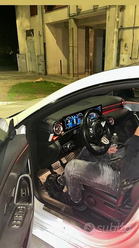 Usata Mercedes CLA200 AMG 150 CV (110 kW) 2020 Coupé