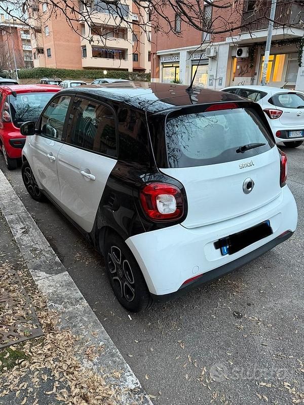 Usata Smart ForFour Passion 75 CV (55 kW) 2017 Bianco Utilitaria