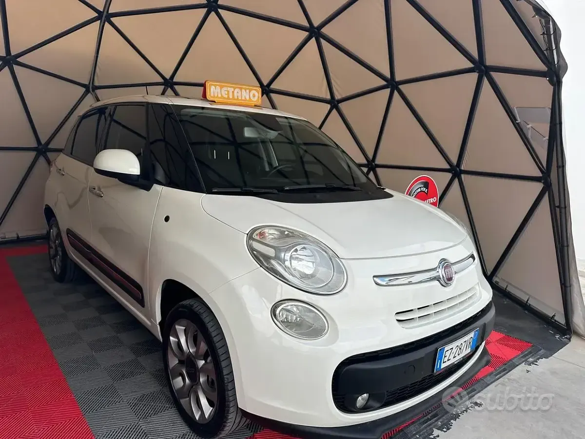 Usata Fiat 500L Living 80 CV (58 kW) 2015 Bianco Monovolume
