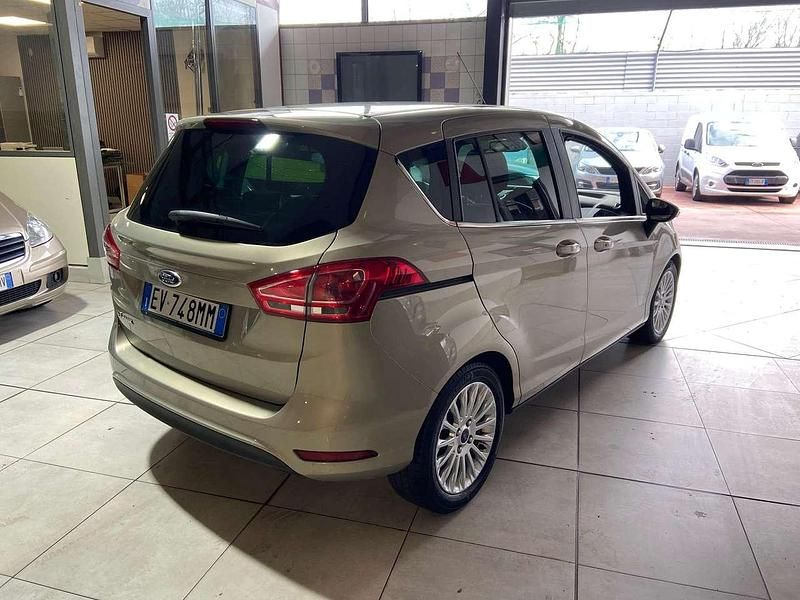Usata Ford B-MAX Titanium 101 CV (74 kW) 2014 Oro Monovolume