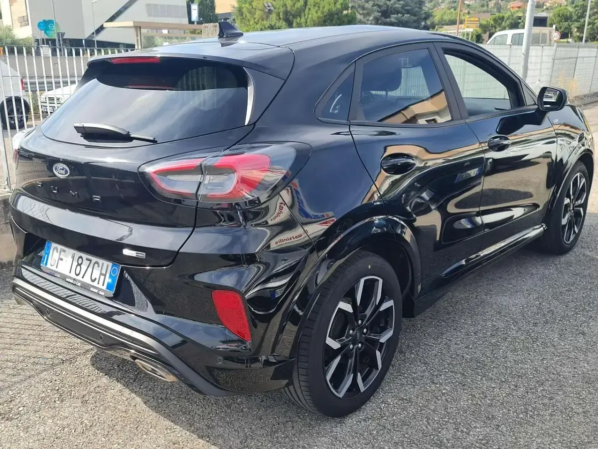 Usata Ford Puma Titanium 125 CV (91 kW) 2021 Nero SUV