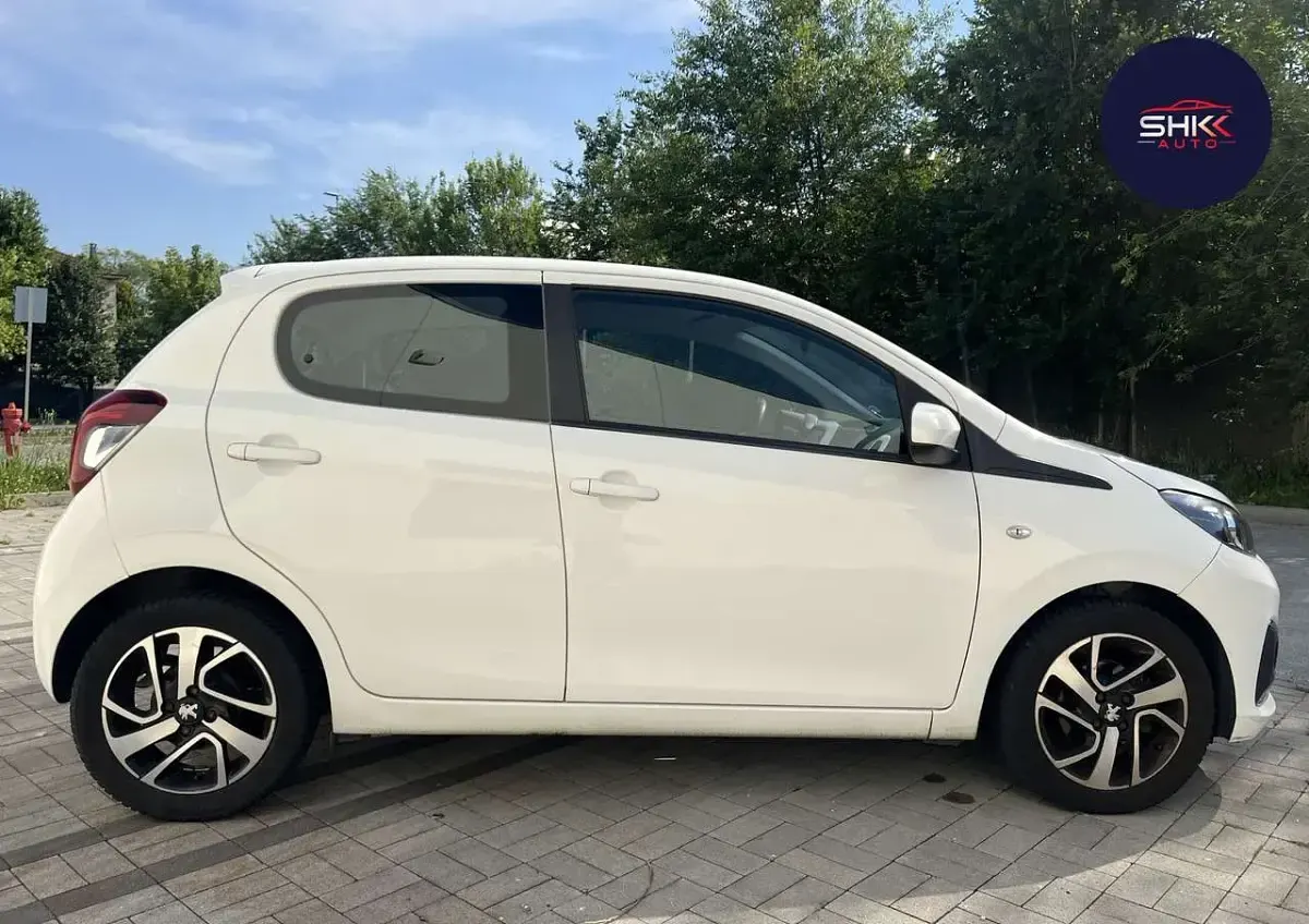 Usata Peugeot 108 Allure 69 CV (50 kW) 2016 Bianco Berlina