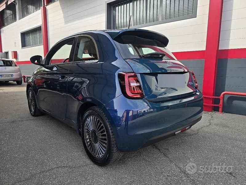 Usata Fiat 500e 86 kW (118 CV) 2020 Verde Utilitaria