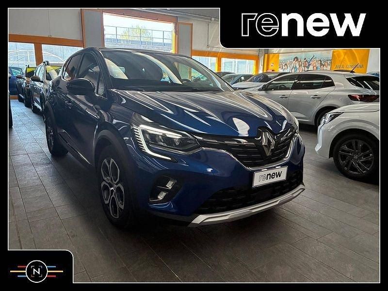 Usata Renault Captur Intens 101 CV (74 kW) 2022 Grigio scuro SUV