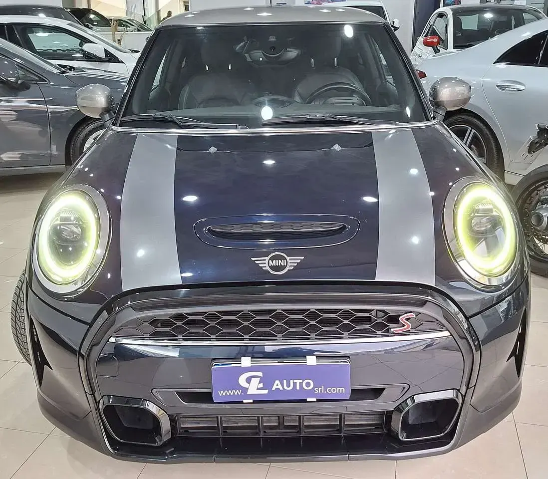 Usata Mini John Cooper Works 178 CV (130 kW) 2021 Enigmatic black metallic Utilitaria