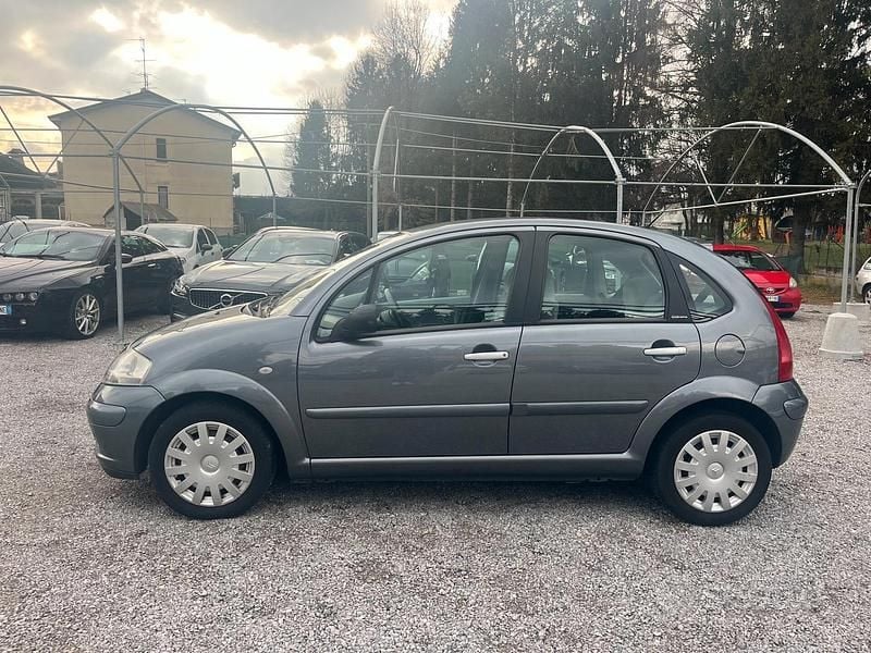 Usata Citroën C3 Exclusive 73 CV (53 kW) 2004 Grigio Berlina