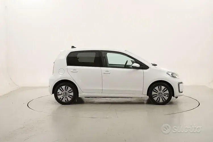 Usata VW e-up! 61 kW (83 CV) 2021 Bianco Utilitaria