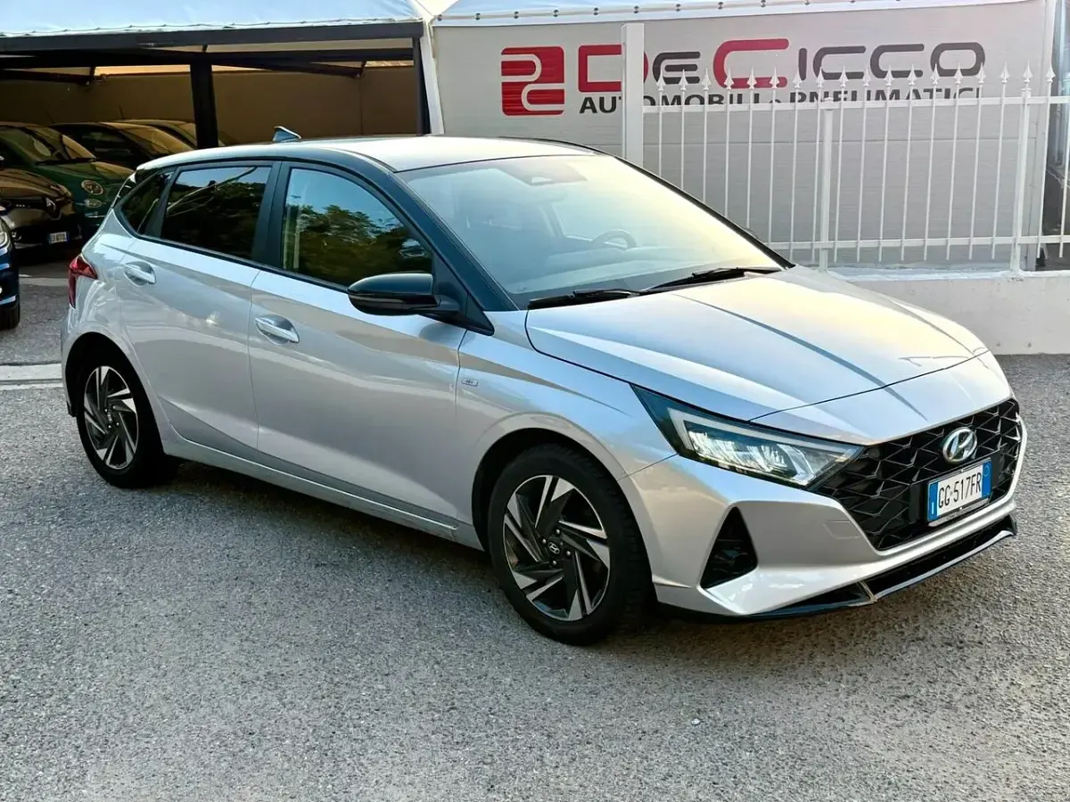Usata Hyundai i20 100 CV (73 kW) 2021 Grigio Utilitaria