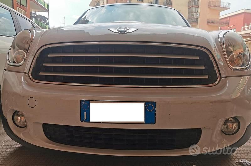 Usata Mini Cooper D Countryman 151 CV (111 kW) 2010 Bianco SUV