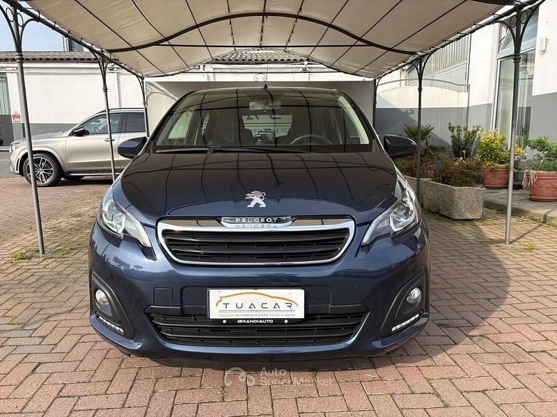 Usata Peugeot 108 Active 69 CV (50 kW) 2016 Nero Utilitaria