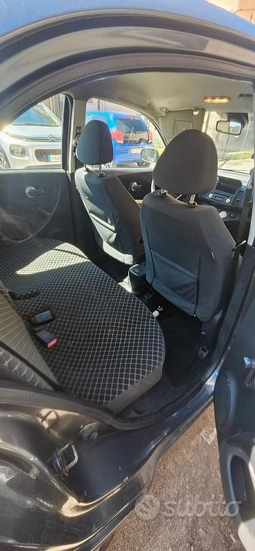 Usata Nissan Micra 2007 Grigio Utilitaria