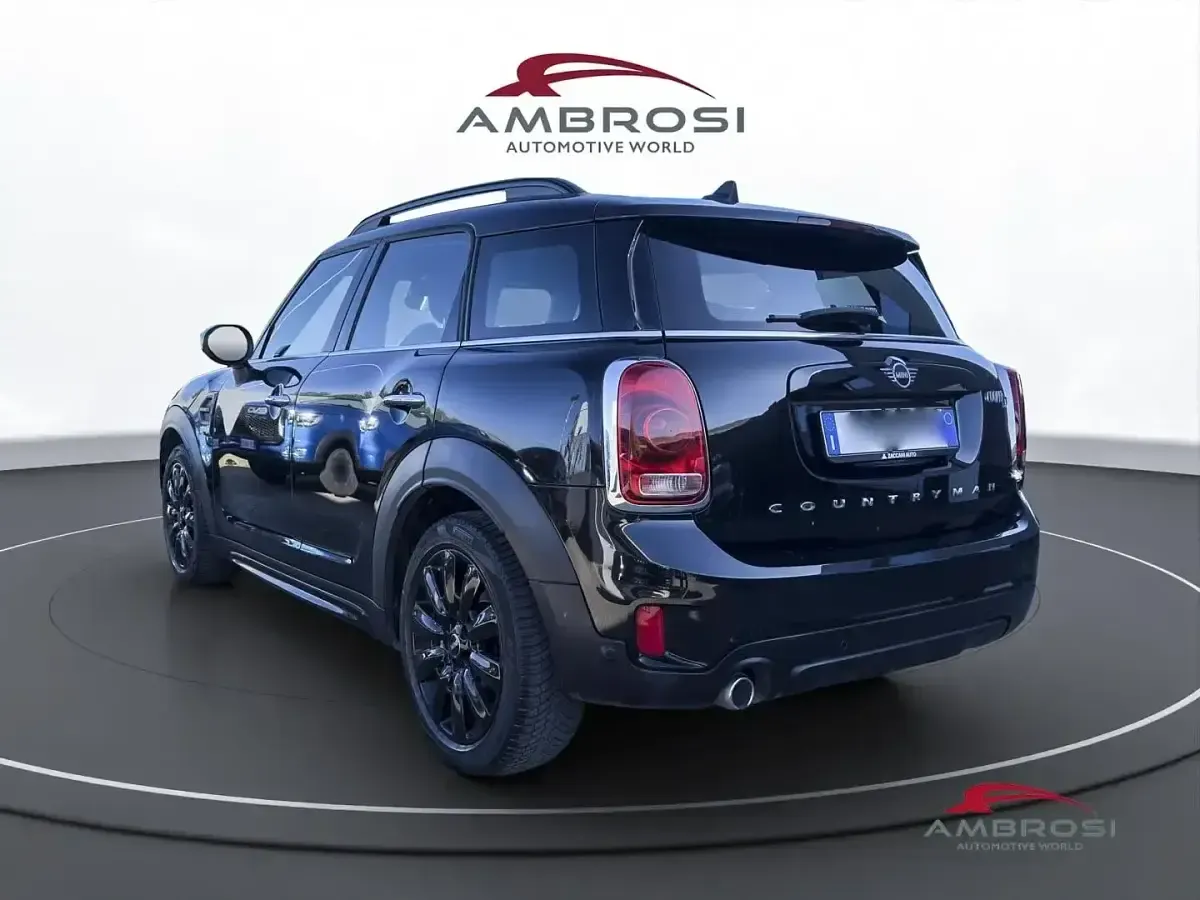 Begagnad Mini Cooper D Countryman 150 HK (110 kW) 2019 Svart SUV