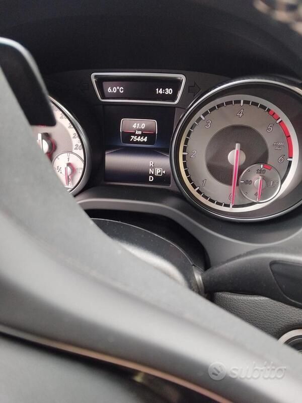 Usata Mercedes CLA200 Premium 136 CV (100 kW) 2015 Nero Station wagon