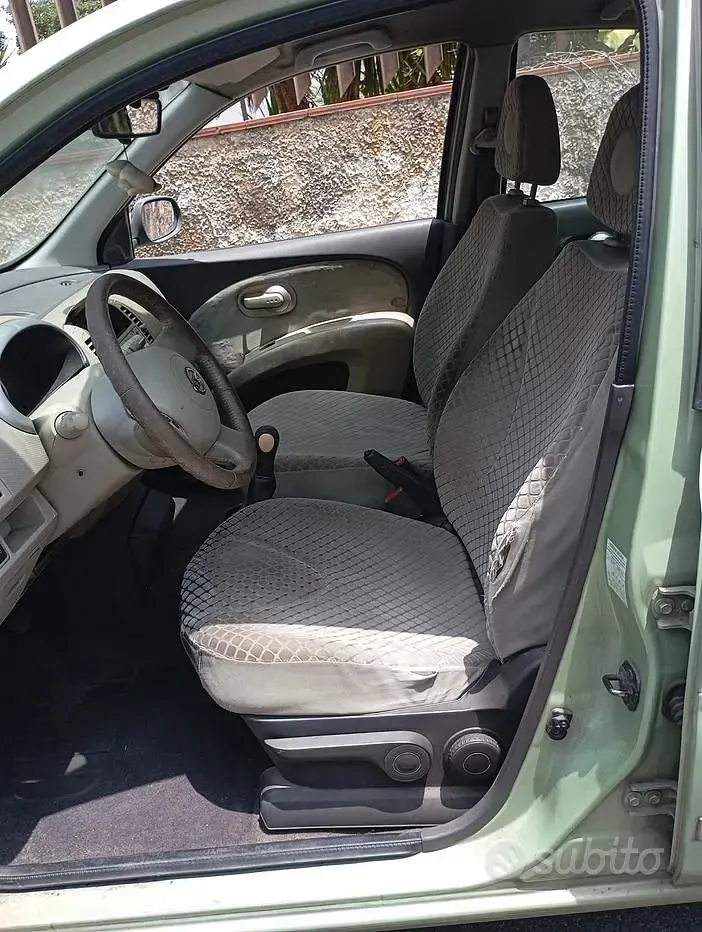 Usata Nissan Micra 82 CV (60 kW) 2005 Verde Berlina