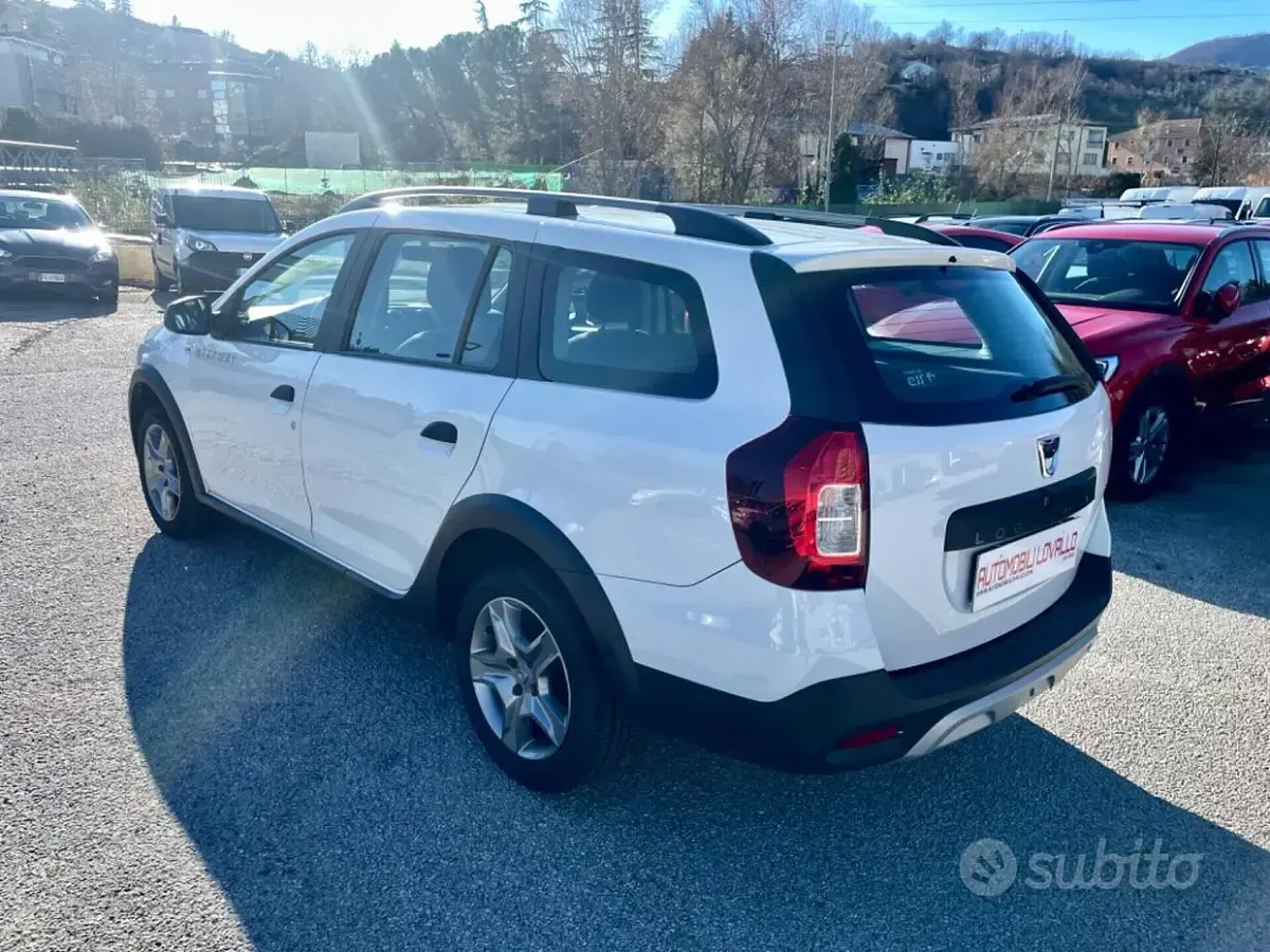 Usata Dacia Logan MCV Stepway 90 CV (66 kW) 2018 Bianco Station wagon