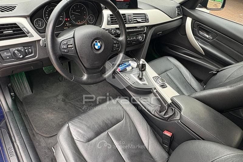 Begagnad BMW 320 Advantage 190 HK (139 kW) 2018 Blå Kombi