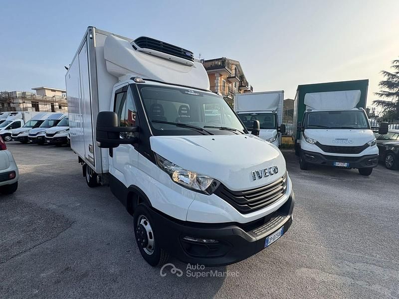 Usata Iveco Daily 160 CV (117 kW) 2023