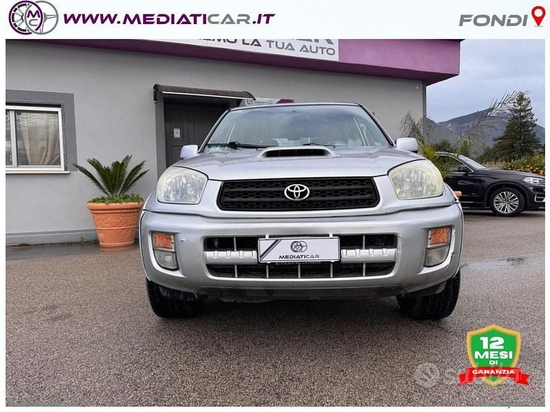 Usata Toyota RAV4 Sol 116 CV (85 kW) 2002 Grigio SUV