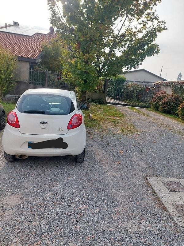 Usata Ford Ka 69 CV (50 kW) 2013 Bianco Utilitaria