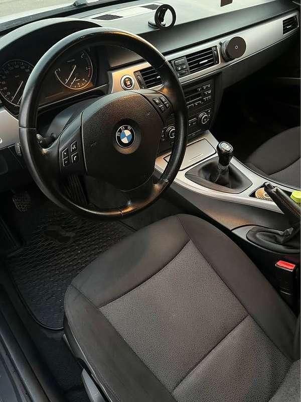 Usata BMW 320 177 CV (130 kW) 2007 Grigio Berlina