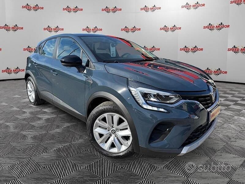 Grigio Usata 2022 Renault Captur Zen SUV | 16.490 € (Super prezzo) - Immagine 1/4