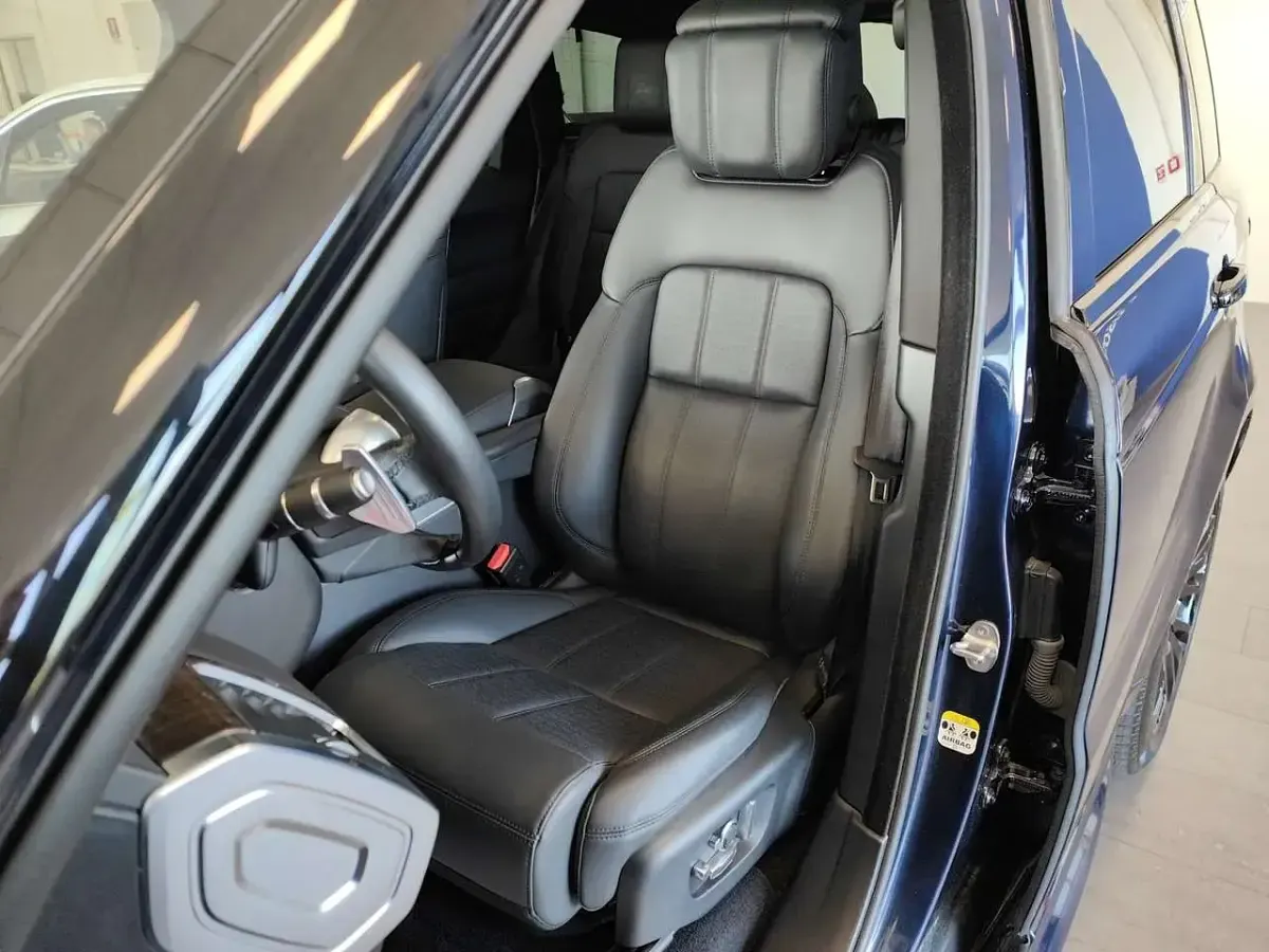 Usata Land Rover Range Rover Sport Autobiography 300 CV (220 kW) 2022 Blu/azzurro SUV